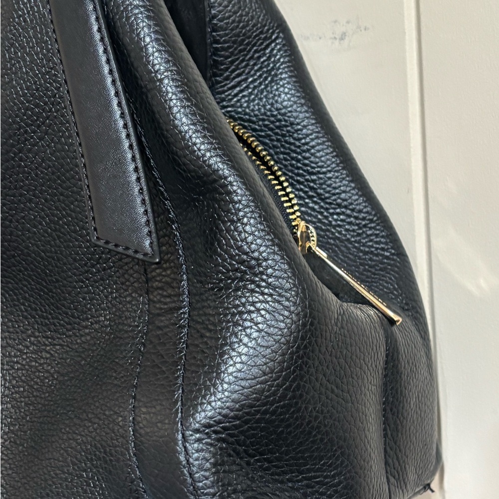 Michael Kors Black ARLO Pebbled Leather Hobo Bag with Gold Details NWT & DustBag - Picture 4 of 13